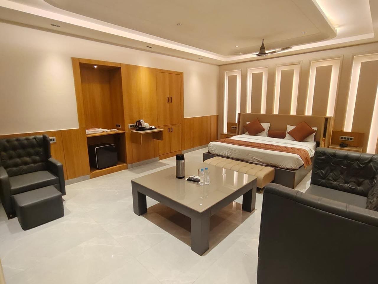 Shane Awadh gallery 3